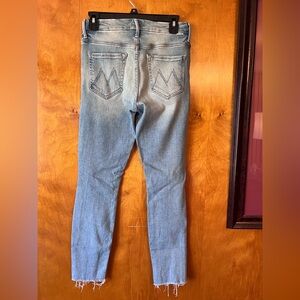 Mother Jeans Looker in Au Revoir Size 27